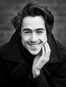 Актер Ben Schnetzer - фильмография. Биография, личная жизнь и фото Ben Schnetzer.