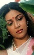 Актриса Дипти Навал - фильмография. Биография, личная жизнь и фото Дипти Навал.