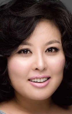 Актриса Хон Чжи Мин - фильмография. Биография, личная жизнь и фото Хон Чжи Мин.