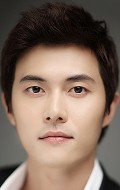 Актер Хун-кён Ли - фильмография. Биография, личная жизнь и фото Хун-кён Ли.