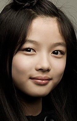 Актриса Ким Ю Чжон - фильмография. Биография, личная жизнь и фото Ким Ю Чжон.