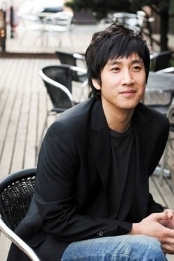 Актер Ли Сон-гюн - фильмография. Биография, личная жизнь и фото Ли Сон-гюн.
