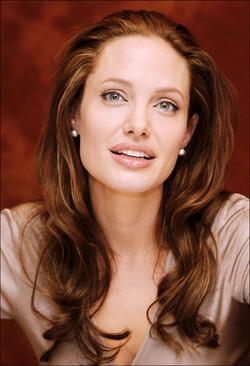 Анджелина Джоли - лучшая фотография в фильмографии.