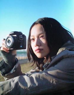 Аои Миядзаки - лучшая фотография в биографии и фильмографии.