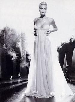 Каприс Берре - лучшая фотография в биографии и фильмографии.