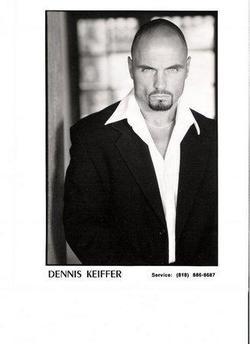 Дэннис Кейффер - лучшая фотография в биографии и фильмографии.