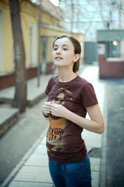 Элен Касьяник - лучшая фотография в биографии и фильмографии.