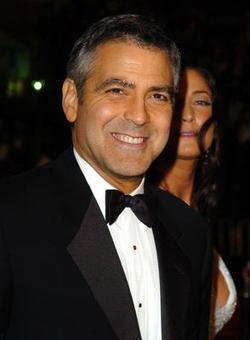 Джордж Клуни - лучшая фотография в биографии и фильмографии.