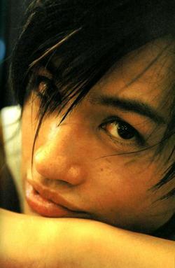 Такуми Сайто - лучшая фотография в биографии и фильмографии.