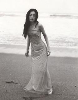 Юкиэ Накама - лучшая фотография в биографии и фильмографии.